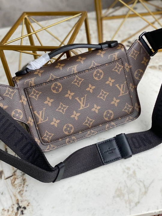 First bag ru SLING VUITTON S BAG LOUIS LOCK 0813